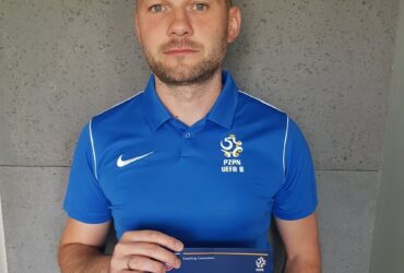 Trener Tomisław Mucha z licencją UEFA B!