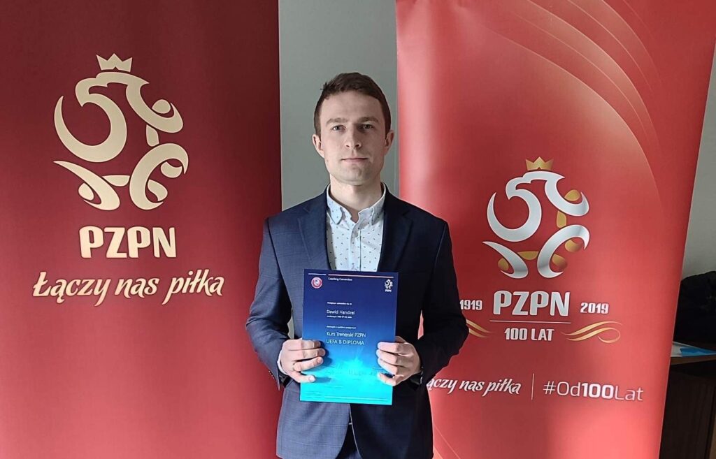trener Dawid Hendzel Grunwald Budziwój Rzeszów z licencją UEFA B