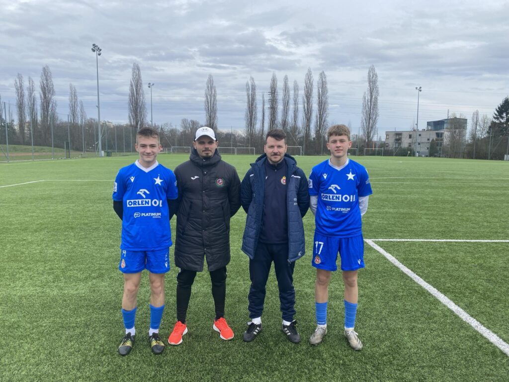 zawodnicy Grunwaldu Budziwój U-15 wystapili w sparingu Wisły