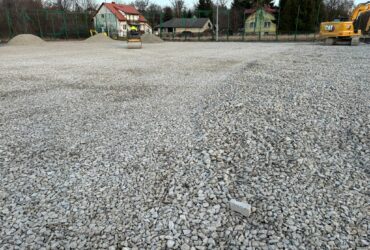 Trwa remont stadionu i budowa sztucznego boiska!