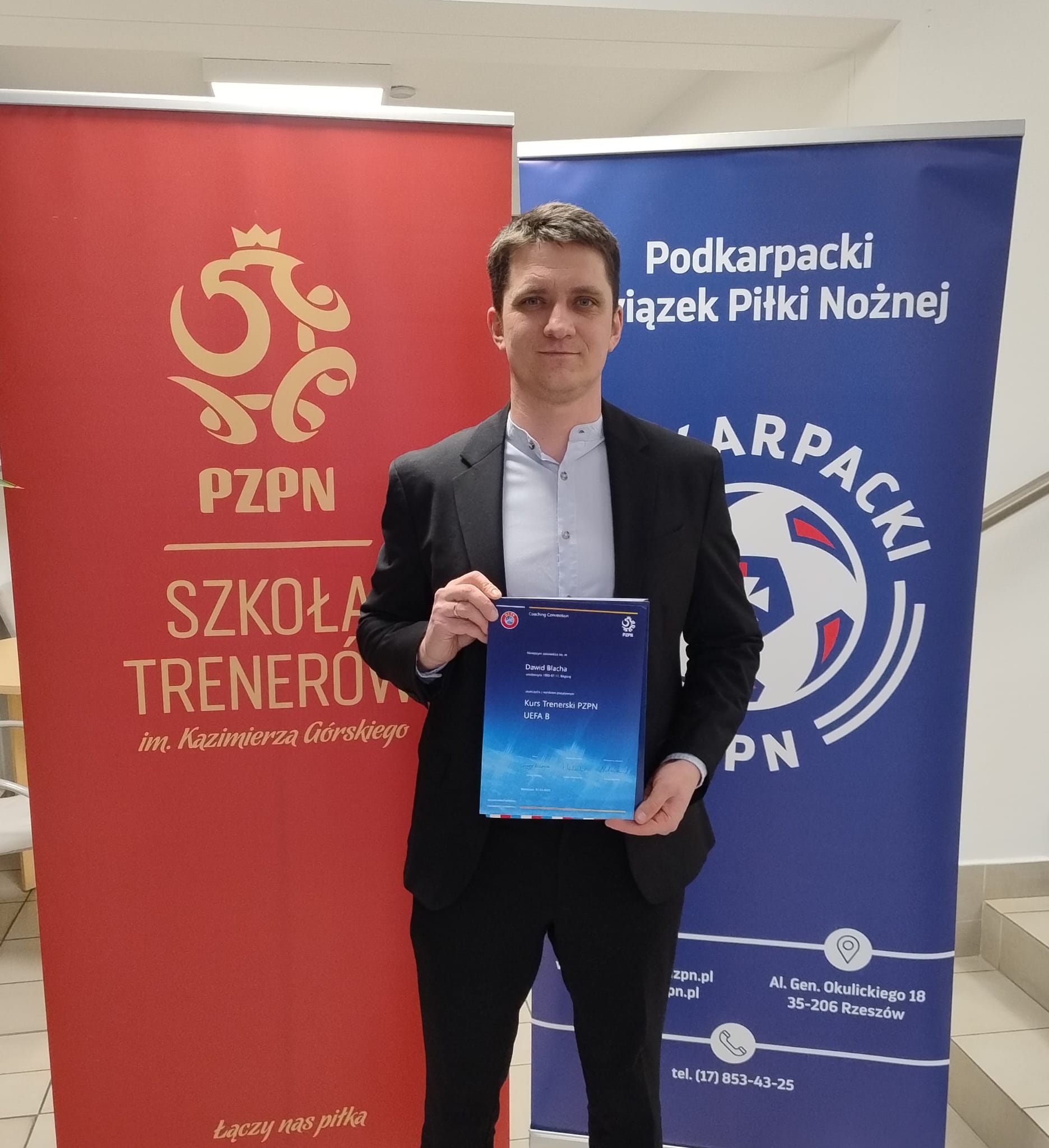 Trener Grunwaldu Dawid Blacha z licencją UEFA B