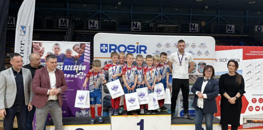 Rocznik 2018 wygrywa I Diamentowy Turniej o Puchar Rzeszowa!