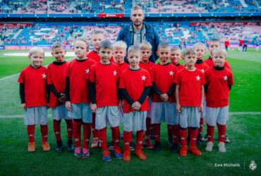 Chłopcy z Grunwaldu eskortowali zawodników Wisły Kraków!