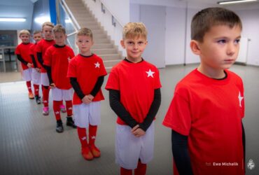 Chłopcy z Grunwaldu eskortowali zawodników Wisły Kraków!